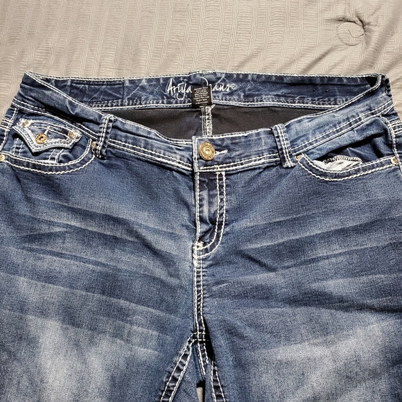 Ariya Denim - Womens jeans